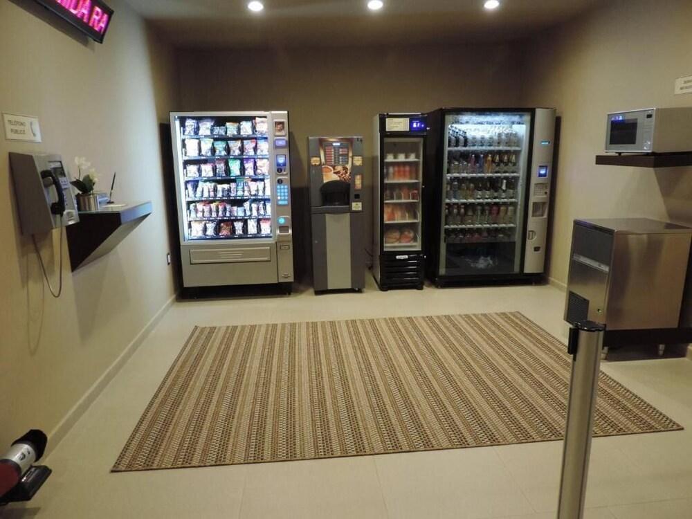 Layfer Express, Cordoba, Ver エクステリア 写真